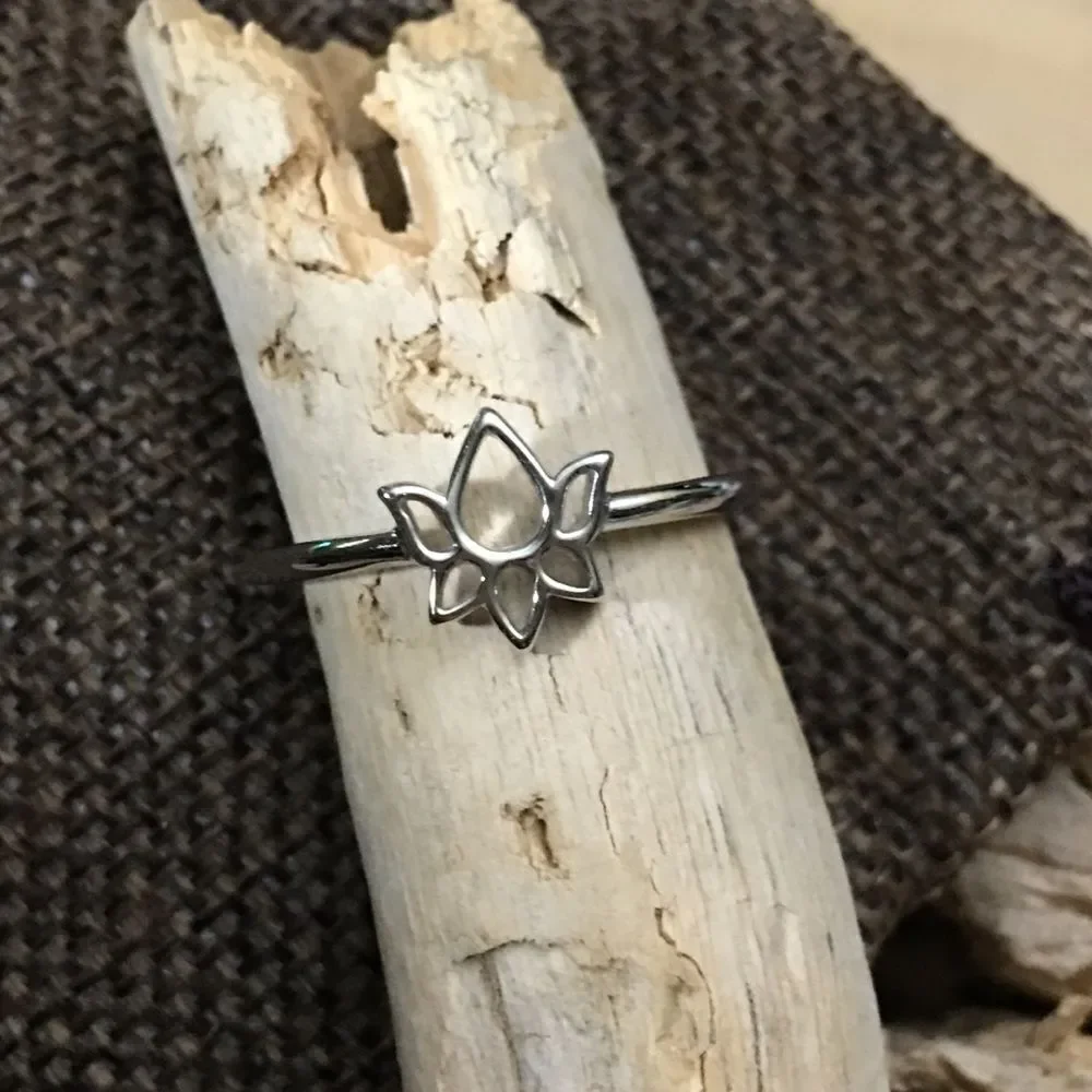 Sterling Silver Lotus Flower Ring